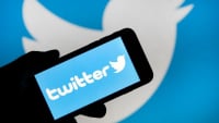 Γαλλία: Εντολή στο Twitter για καλύτερο έλεγχο των μηνυμάτων μίσους