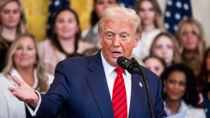 Τραμπ: Απειλεί τη Ρωσία με επιβολή νέων κυρώσεων και δασμών - Πίεση για διαπραγμάτευση με Ουκρανία