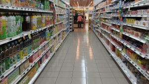 ΙΕΛΚΑ: Χαμηλότερες τιμές στα σούπερ μάρκετ στην Ελλάδα σε σχέση με Γαλλία, Αγγλία και Ιταλία