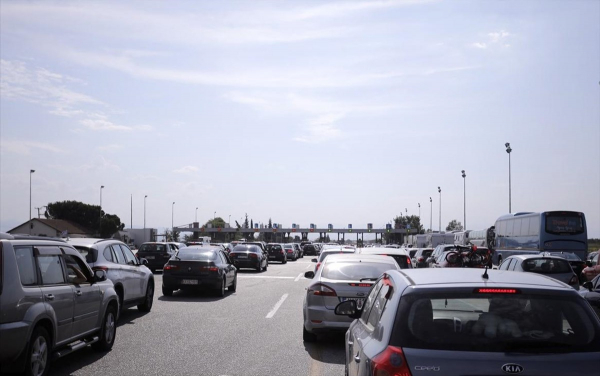 Αυξημένη η κίνηση στο εθνικό οδικό δίκτυο