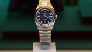 Rolex: Εξαγοράζει την Bucherer και αλλάζει τον χάρτη στην παγκόσμια αγορά ρολογιών