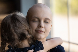 Ένα εκατομμύριο ορφανά από μητέρα παιδιά ετησίως, λόγω του καρκίνου