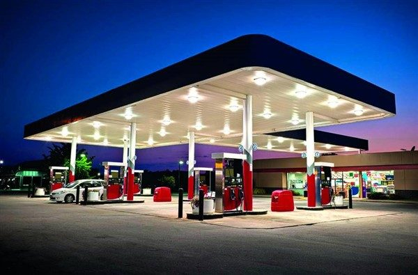 ΥΠΑΝ: Πρόστιμα €25.000 σε πέντε πρατήρια για αθέμιτη κερδοφορία