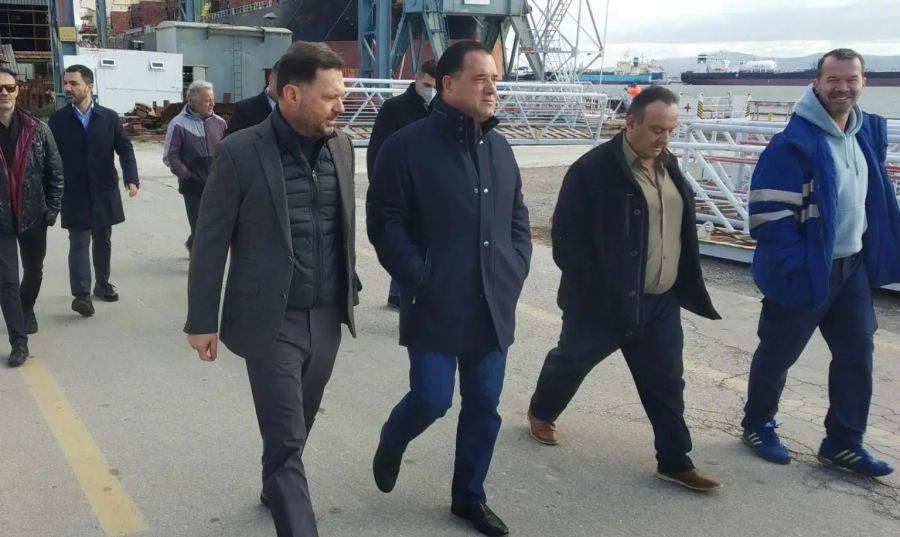 Επίσκεψη Άδωνι Γεωργιάδη στα Ναυπηγεία Ελευσίνας