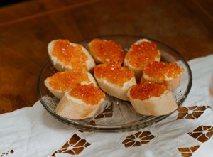 Σε ιστορικό ρεκόρ η τιμή του κόκκινου χαβιαριού στη Ρωσία