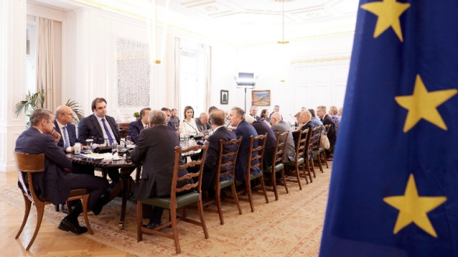 Συνάντηση Μητσοτάκη με την &quot;Πρωτοβουλία 21&quot;: Εστίαση σε λίγες μεγάλες, παρά σε πολλές μικρές κοινωνικές πρωτοβουλίες