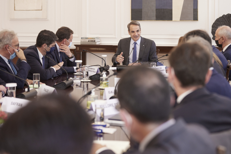 Μητσοτάκης σε Γάλλους επιχειρηματίες: Θέλουμε να γίνετε τμήμα του ελληνικού success story