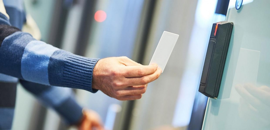 ΟΤΟΕ: Προβλήματα στην ψηφιακή κάρτα εργασίας στις τράπεζες