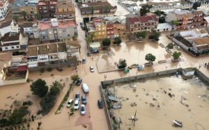 Ισπανία: Μειώθηκε το επίπεδο συναγερμού για βροχές και πλημμύρες στην περιφέρεια της Βαλένθια