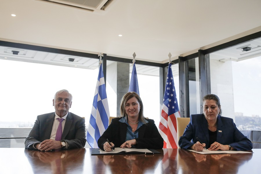 Ενισχύεται η ενεργειακή συνεργασία Ελλάδας-ΗΠΑ