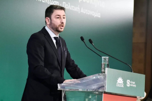 Εξεταστική για τις παρακολουθήσεις ζητά ο Νίκος Ανδρουλάκης