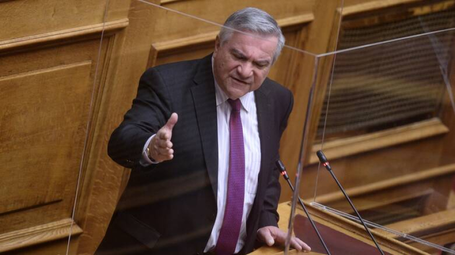 Καστανίδης σε Διοικητή ΕΥΠ: Ποιοι είναι οι ιδιώτες που κάνουν παρακολουθήσεις;