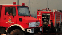 Έκρηξη σε ξυλουργείο στο Μενίδι - Καταστράφηκε ολοσχερώς