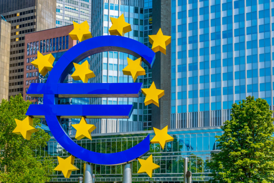 Παρέμβαση ΕΚΤ για να μειώσει τα κέρδη των τραπεζών