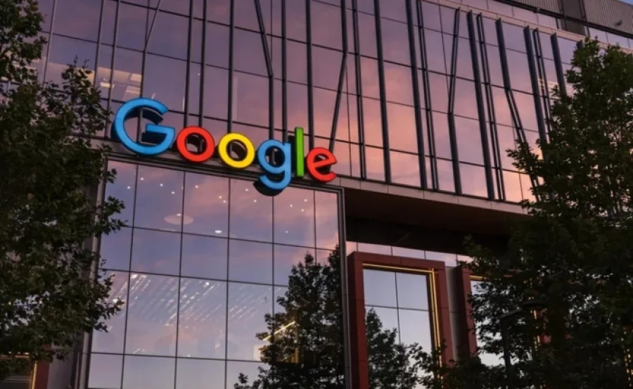 Alphabet: Ράλι εσόδων 22% - Tο Google Cloud απέφερε έσοδα 20,02 δισ. δολαρίων