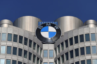 BMW: Προχωρά στην περικοπή 8.000 θέσεων εργασίας