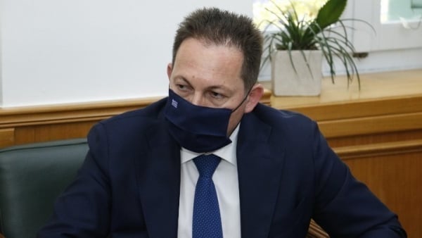 Πάτρα: Σύσκεψη υπό τον Πέτσα για αποτίμηση των καταστροφών από την πυρκαγιά στην Αιγιάλεια