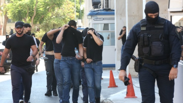Νέα Φιλαδέλφεια: Ξεκίνησαν οι απολογίες - Τι ισχυρίζονται οι κατηγορούμενοι