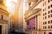 Wall Street: Με μικτά πρόσημα το κλείσιμο της Πέμπτης - Με απώλειες περί το 2% τον Αύγουστος