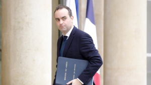 Τελεσίγραφο Μακρόν: 48 ώρες στον Λεκορνί για συμφωνία ή διάλυση της Εθνοσυνέλευσης