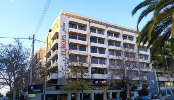 Στο σφυρί ακίνητα της Ιεράς Μονής Εμμαούς, που έκανε ιερές μπίζνες με τη Μαρφίν του Βγενόπουλου