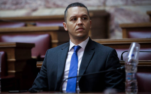 Κασιδιάρης: Με το κόμμα "Έλληνες" κατεβαίνει στις εκλογές