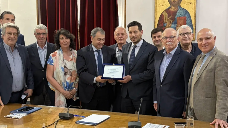 Δημιουργία Ελληνικής Συστάδας Εφοδιαστικής Αλυσίδας: Ο Κ. Κυρανάκης επίτιμος μέλος του ΕΒΕΠ