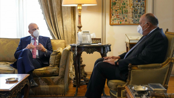 Η Αν. Μεσόγειος στο επίκεντρο της συνάντησης Δένδια - Σούκρι στο Κάιρο