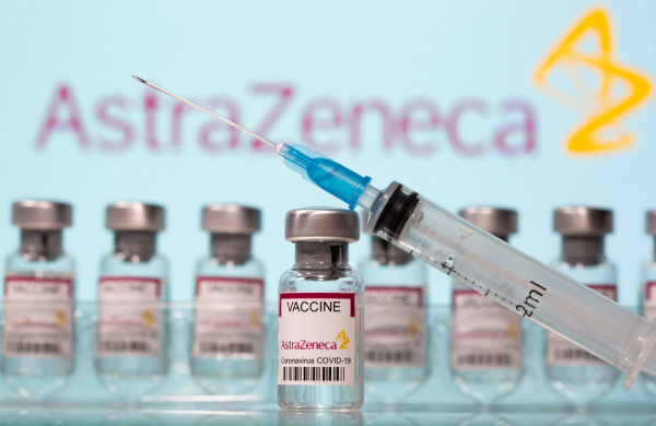 ΕΟΦ: Νέες οδηγίες για το AstraZeneca