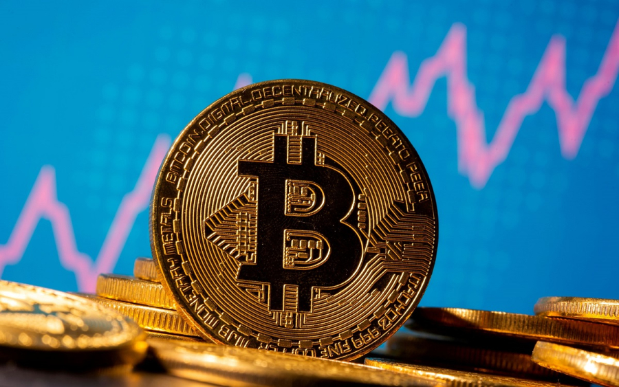 Bitcoin: Άνοδος μετά από τα στοιχεία για το χαμηλό διετίας