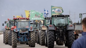 Κάθοδος των αγροτών στην Αθήνα- Στο Κάστρο Βοιωτίας το κομβόι των τρακτέρ