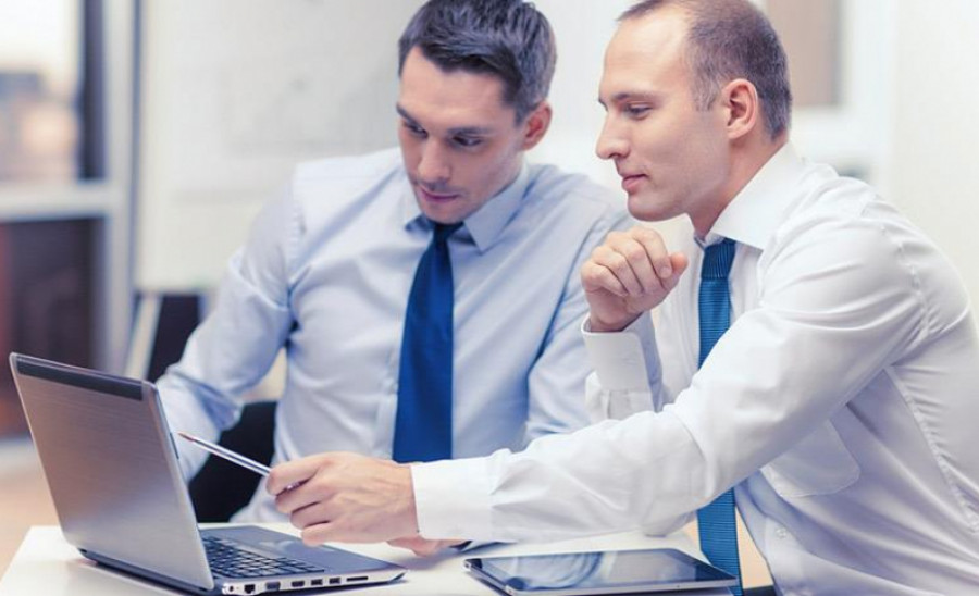 Ίδρυση επιχειρήσεων: Με ευρεία πλειοψηφία ψηφίστηκε το νομοσχέδιο για την απλούστευση των διαδικασιών