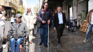 «Περίπατος» προσβασιμότητας στο εμπορικό τρίγωνο από τον δήμο Αθηναίων