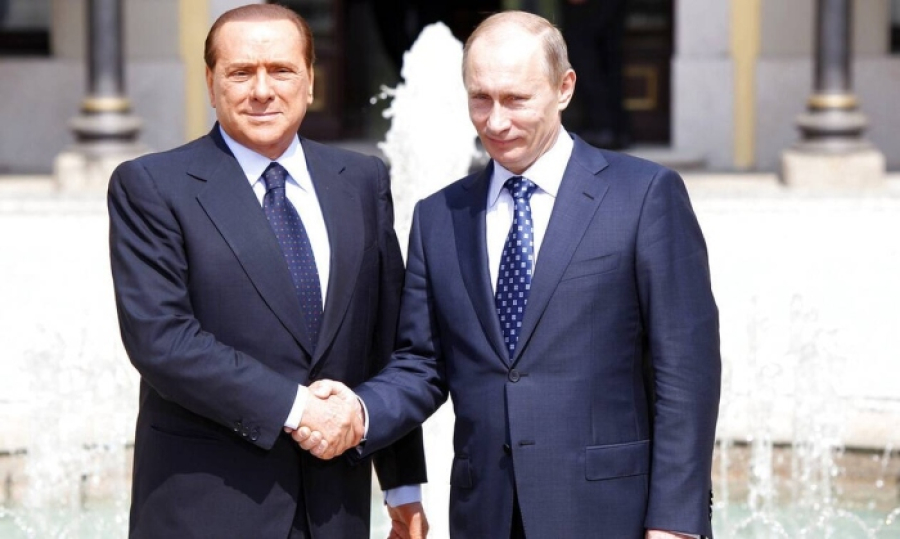 Πούτιν: Αποτίει φόρο τιμής στον Μπερλουσκόνι - Τον χαρακτήρισε "αγαπητό", σοφό φίλο