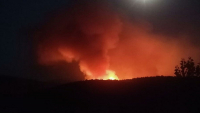 Ολονύχτια μάχη με τις φλόγες έδωσε ο μηχανισμός Πολιτικής Προστασίας της Περιφέρειας Αττικής σε Κερατέα - Βίλια