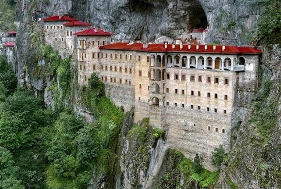 Τουρκία: Δεν δίνει άδεια να λειτουργήσει φέτος η Παναγία Σουμελά στον Πόντο