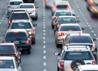 Μπαράζ προστίμων για 350.000 ιδιοκτήτες οχημάτων για ΚΤΕΟ, τέλη και ασφάλιστρα