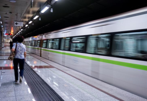 ΣΤΑΣΥ: Το Μετρό και το Τραμ της Αθήνας «ξενυχτούν» και επενδύουν πάνω από 300 εκατ. ευρώ