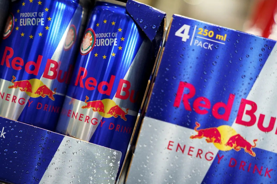 Red Bull: Πούλησε 11,6 δισ. κουτάκια και εκτόξευσε τα έσοδα κατά 24% το 2022
