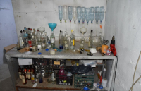 Παράνομα εργαστήρια νοθευμένων ποτών σε Αθήνα και Άγιο Δημήτριο