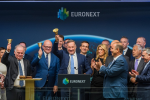 Star Bulk: «Χτύπησε» το καμπανάκι στο Χρηματιστήριο Αθηνών - Στα 27,05 ευρώ η τιμή έναρξης διαπραγμάτευσης