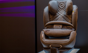 Η CYBEX παρουσιάζει το πρώτο κάθισμα αυτοκινήτου με ενσωματωμένο αερόσακο