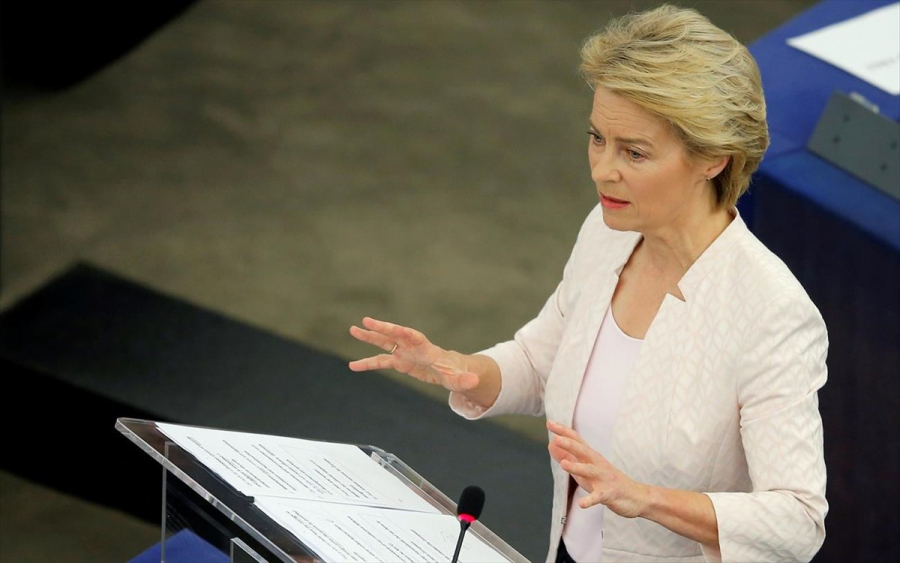 Φον ντερ Λάιεν: Κινητοποιούμε 300 δισ. ευρώ για ενεργειακή απεξάρτηση από τη Ρωσία