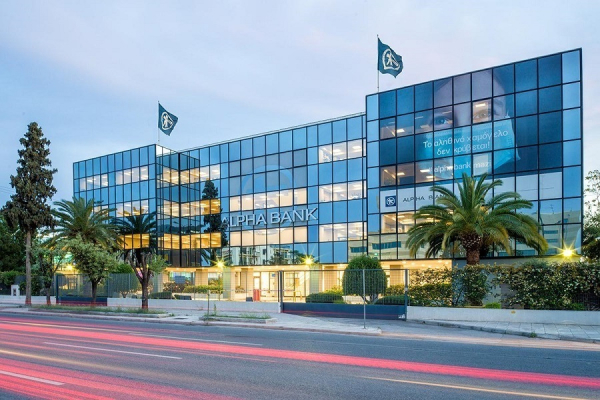 Alpha Finance: Νέο κύμα αναβαθμίσεων και υψηλότερες τιμές στόχοι για τις τράπεζες