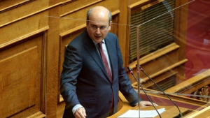 Xατζηδάκης: Διευκρινίσεις για τις 3 κατηγορίες δικαιούχων των 250€