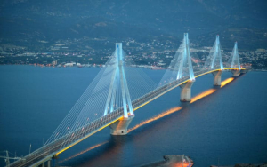 Η Γέφυρα Ρίου -Αντιρρίου σβήνει τα διακοσμητικά φώτα