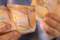 Υπεγράφη η απόφαση για τη μη επιστρεπτέα επιχορήγηση επιχειρήσεων που επλήγησαν από φυσικές καταστροφές