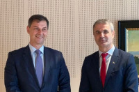 Θεοχάρης: Θετικά μηνύματα από την επίσκεψη στη Σουηδία