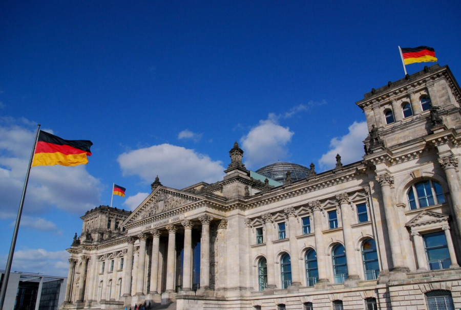 Γερμανία: Εγκρίθηκε από το Ομοσπονδιακό Συμβούλιο το &quot;φρένο έκτακτης ανάγκης&quot; για την πανδημία