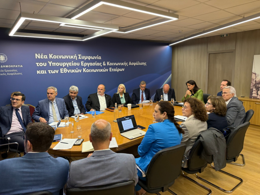 Συνεχίζεται ο διάλογος για το νομοσχέδιο που θέτει όρια στην ανεξέλεγκτη χρήση της τεχνητής νοημοσύνης στην αγορά εργασίας